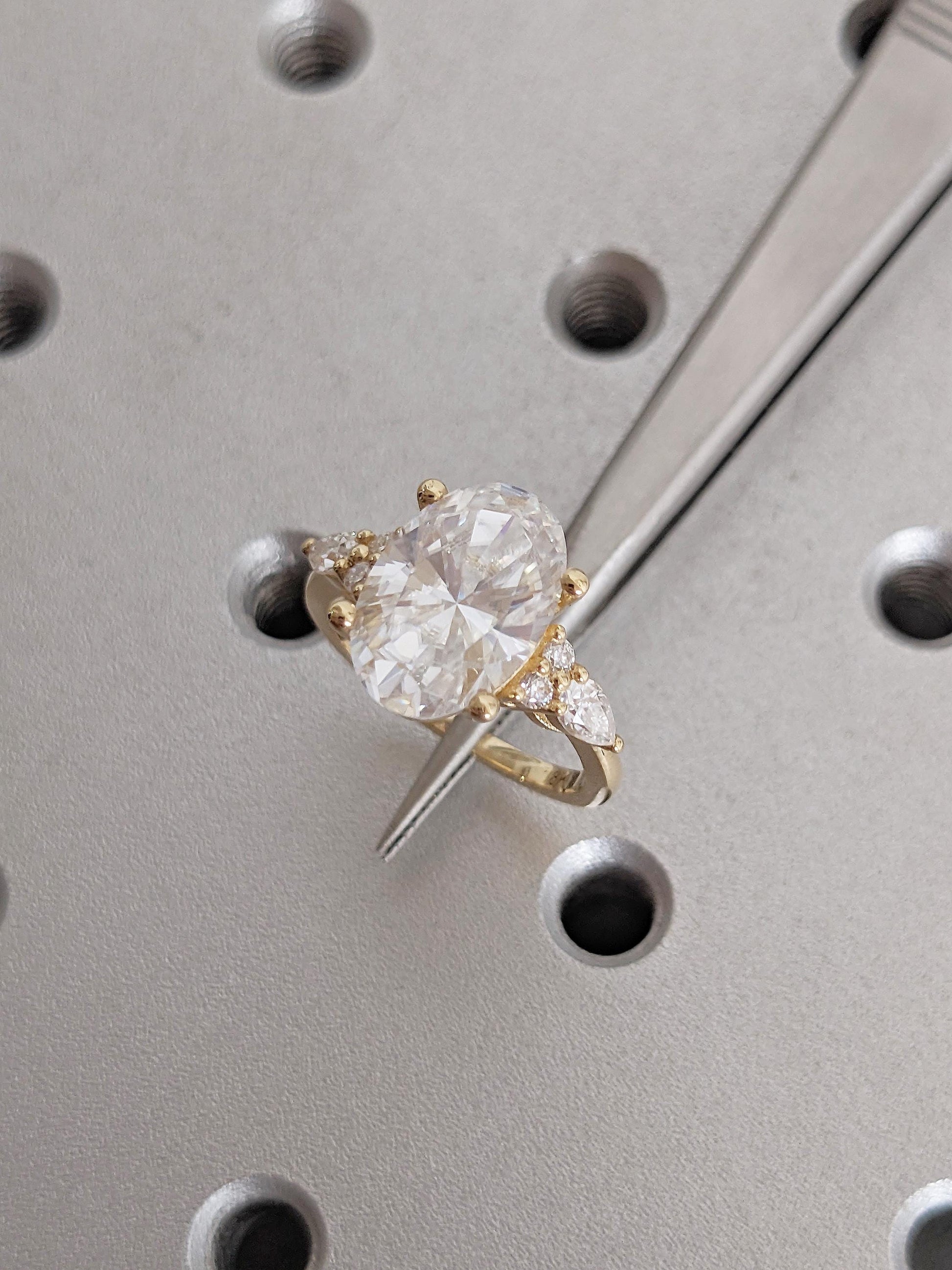 1.2 CT Round Solitaire Moissanite Engagement Ring