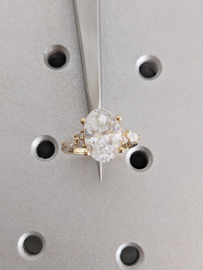 1.2 CT Round Solitaire Moissanite Engagement Ring