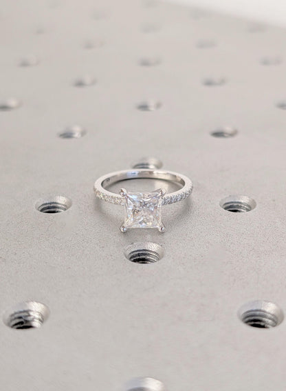 1.2 CT Round Solitaire Moissanite Engagement Ring