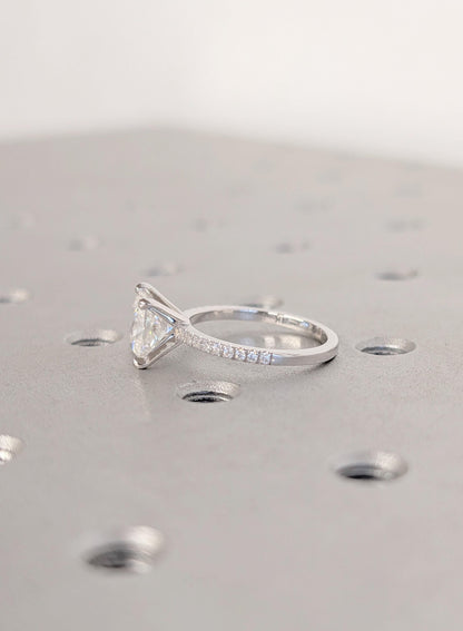 1.2 CT Round Solitaire Moissanite Engagement Ring