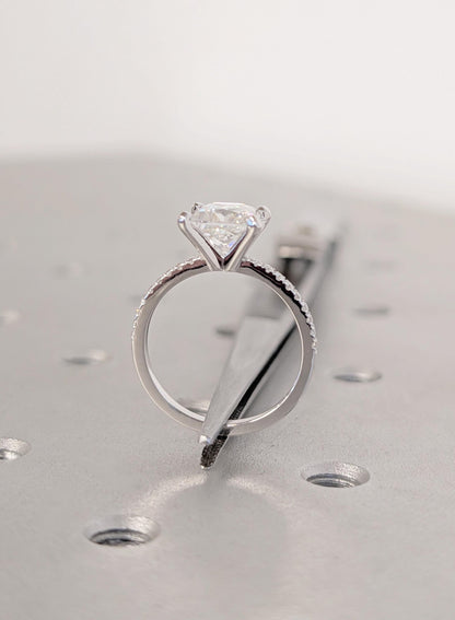 1.2 CT Round Solitaire Moissanite Engagement Ring