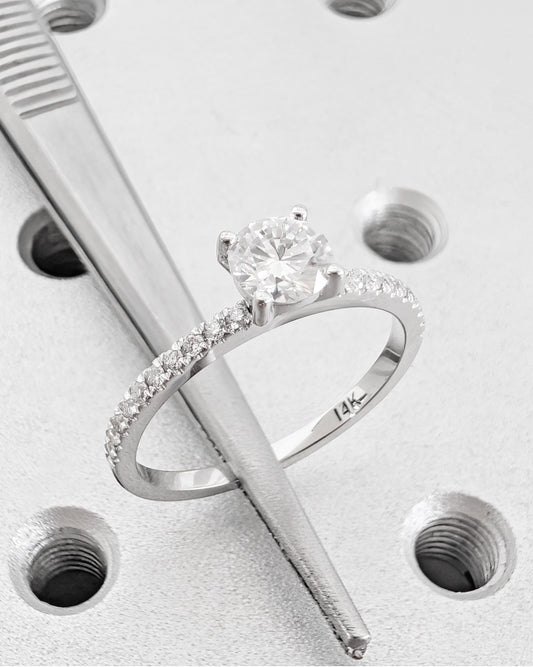 1.2 CT Round Solitaire Moissanite Engagement Ring