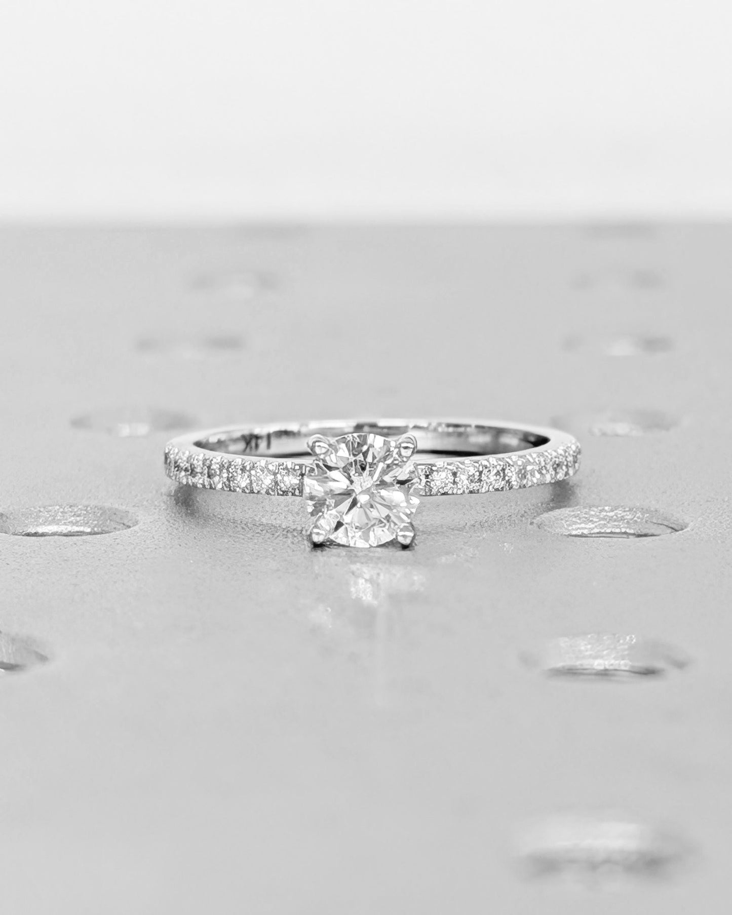 1.2 CT Round Solitaire Moissanite Engagement Ring
