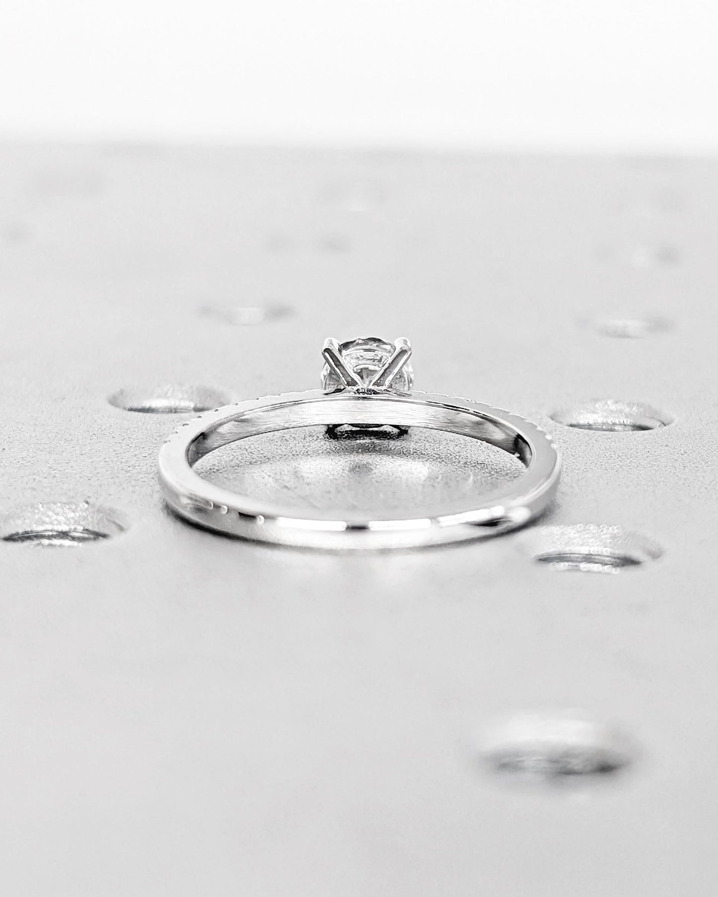 1.2 CT Round Solitaire Moissanite Engagement Ring
