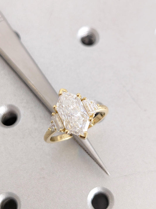 1.2 CT Round Solitaire Moissanite Engagement Ring