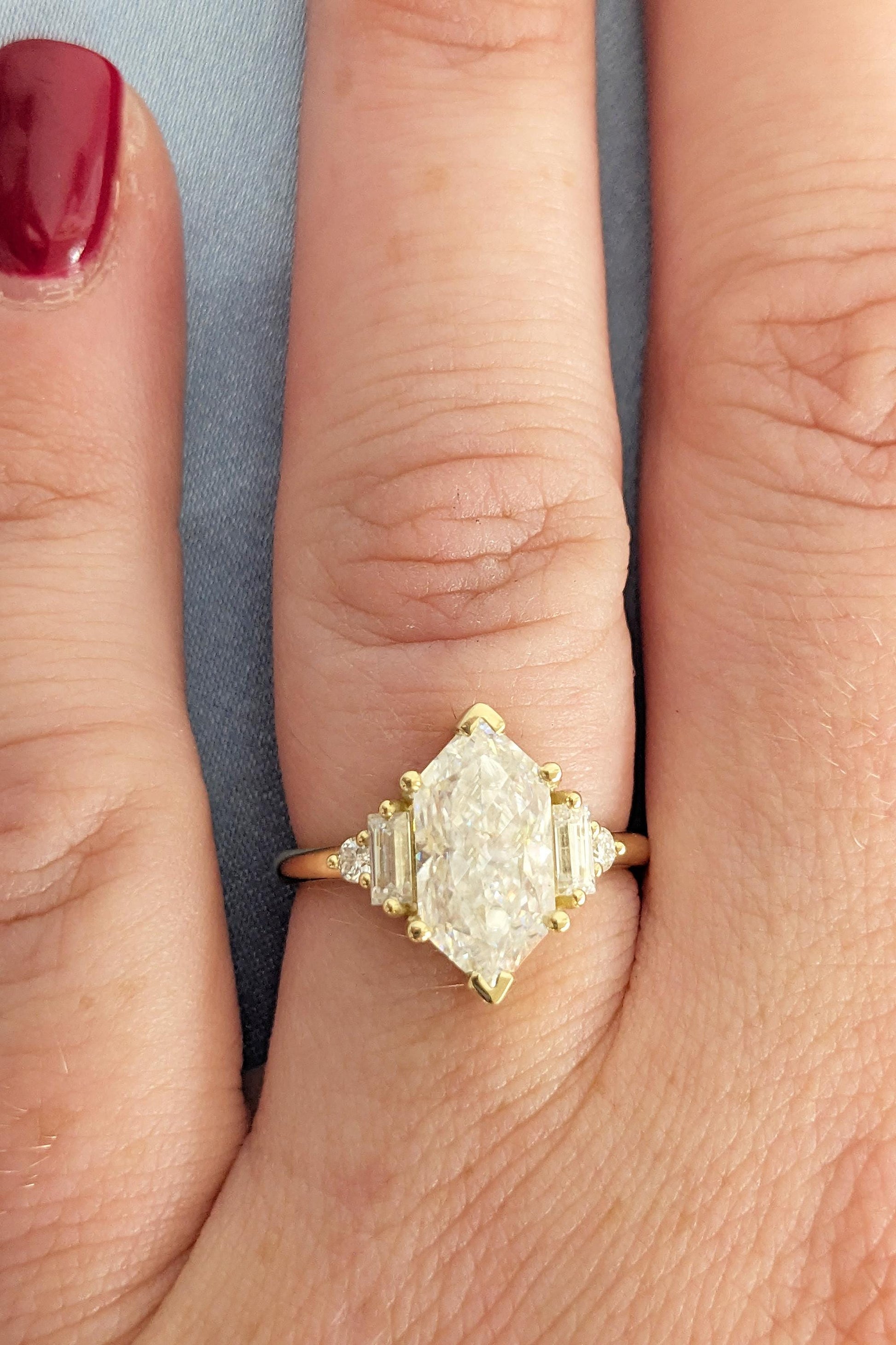 1.2 CT Round Solitaire Moissanite Engagement Ring