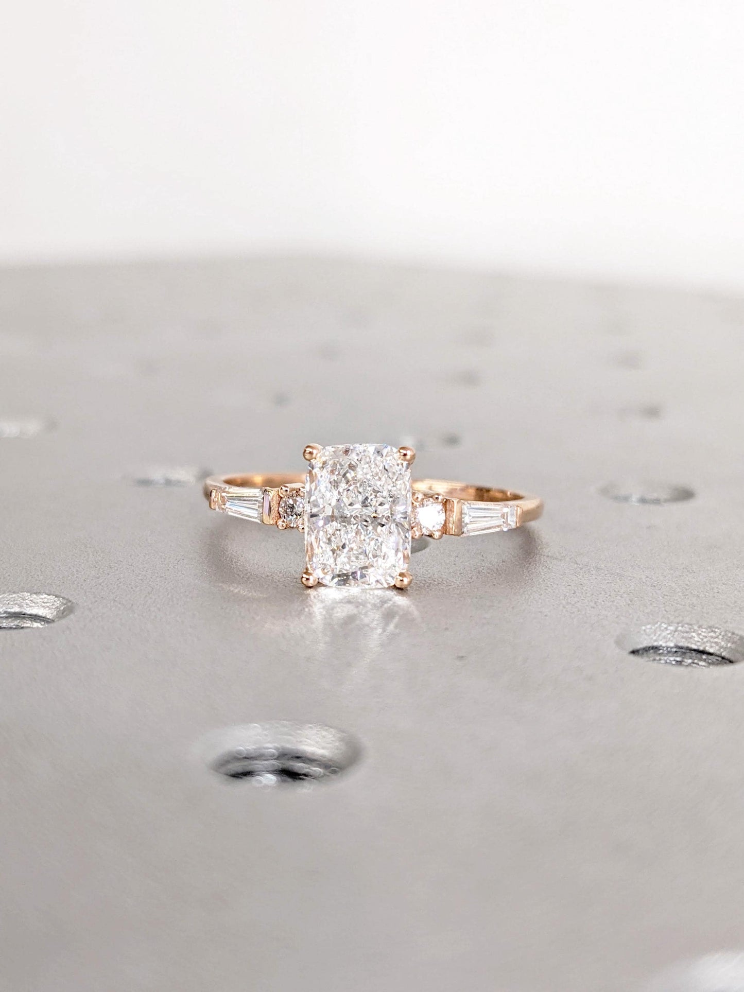 1.2 CT Round Solitaire Moissanite Engagement Ring