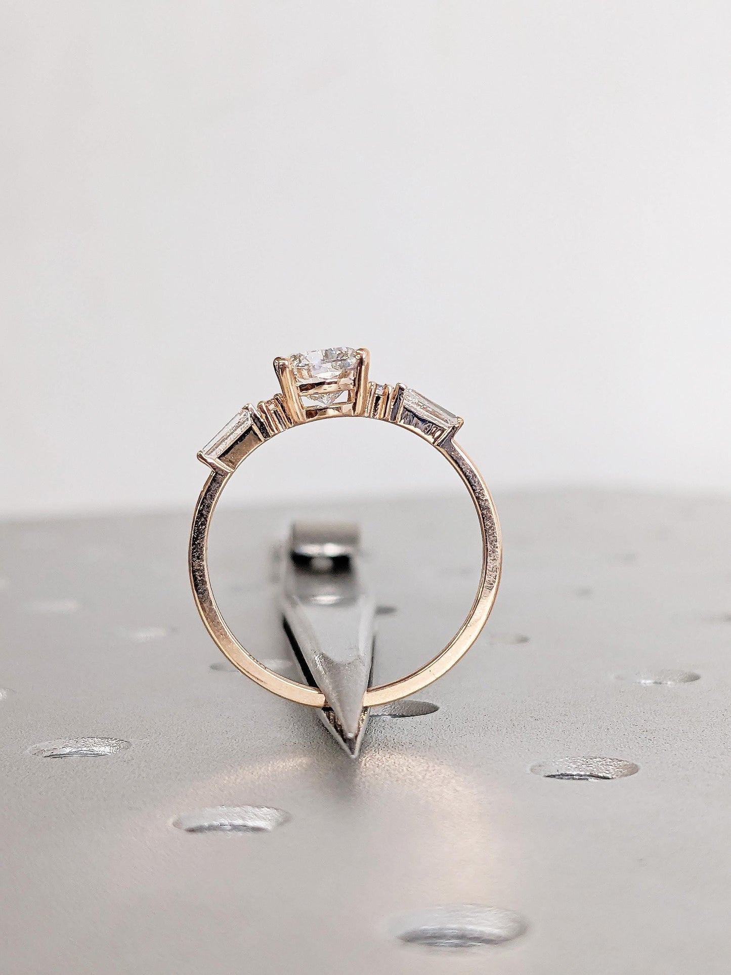 1.2 CT Round Solitaire Moissanite Engagement Ring