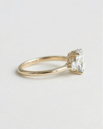 1.2 CT Round Solitaire Moissanite Engagement Ring