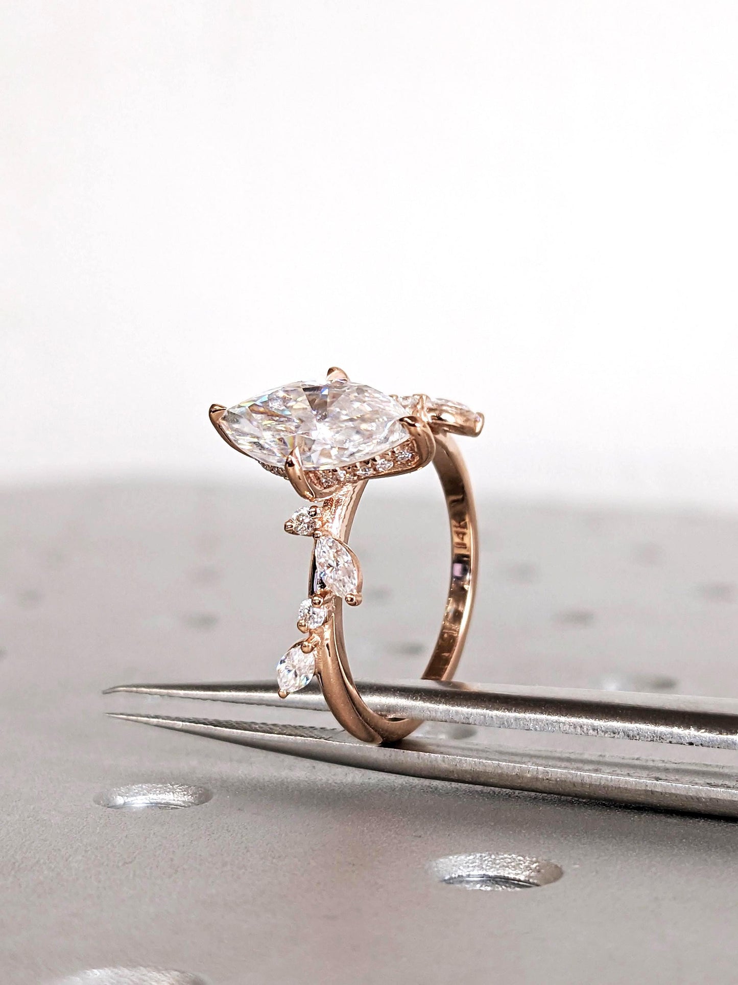 1.2 CT Round Solitaire Moissanite Engagement Ring