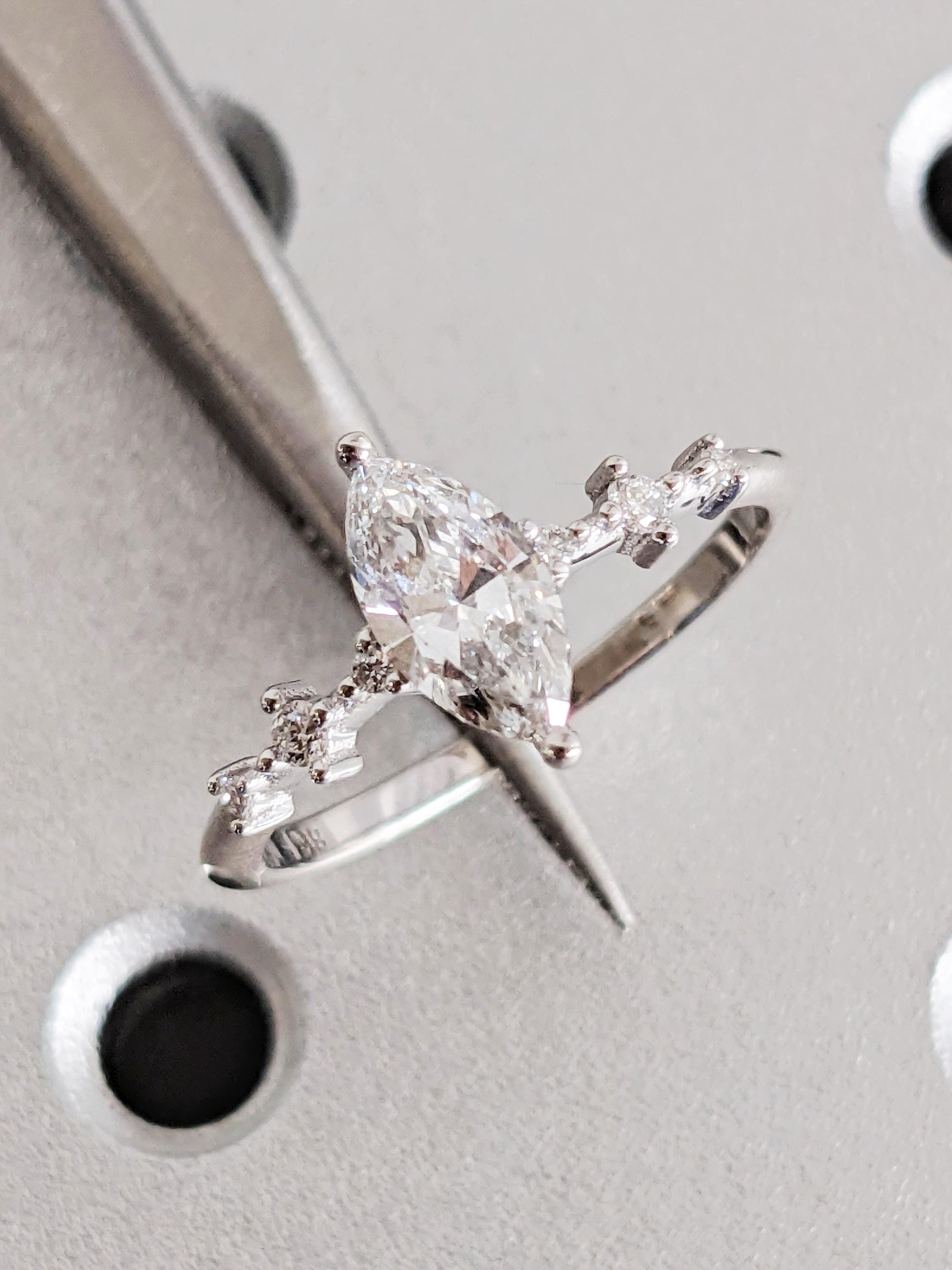 1.2 CT Round Solitaire Moissanite Engagement Ring