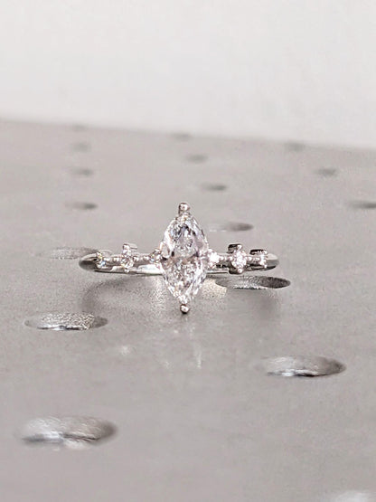 1.2 CT Round Solitaire Moissanite Engagement Ring