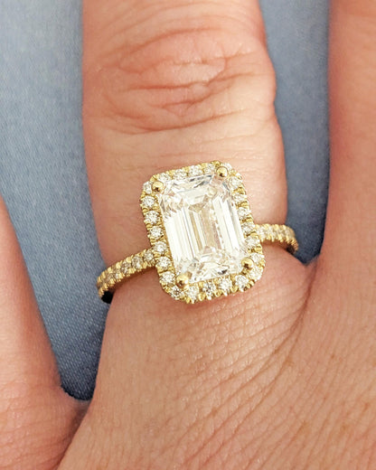 1.2 CT Round Solitaire Moissanite Engagement Ring