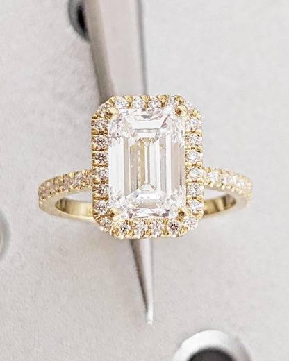 1.2 CT Round Solitaire Moissanite Engagement Ring