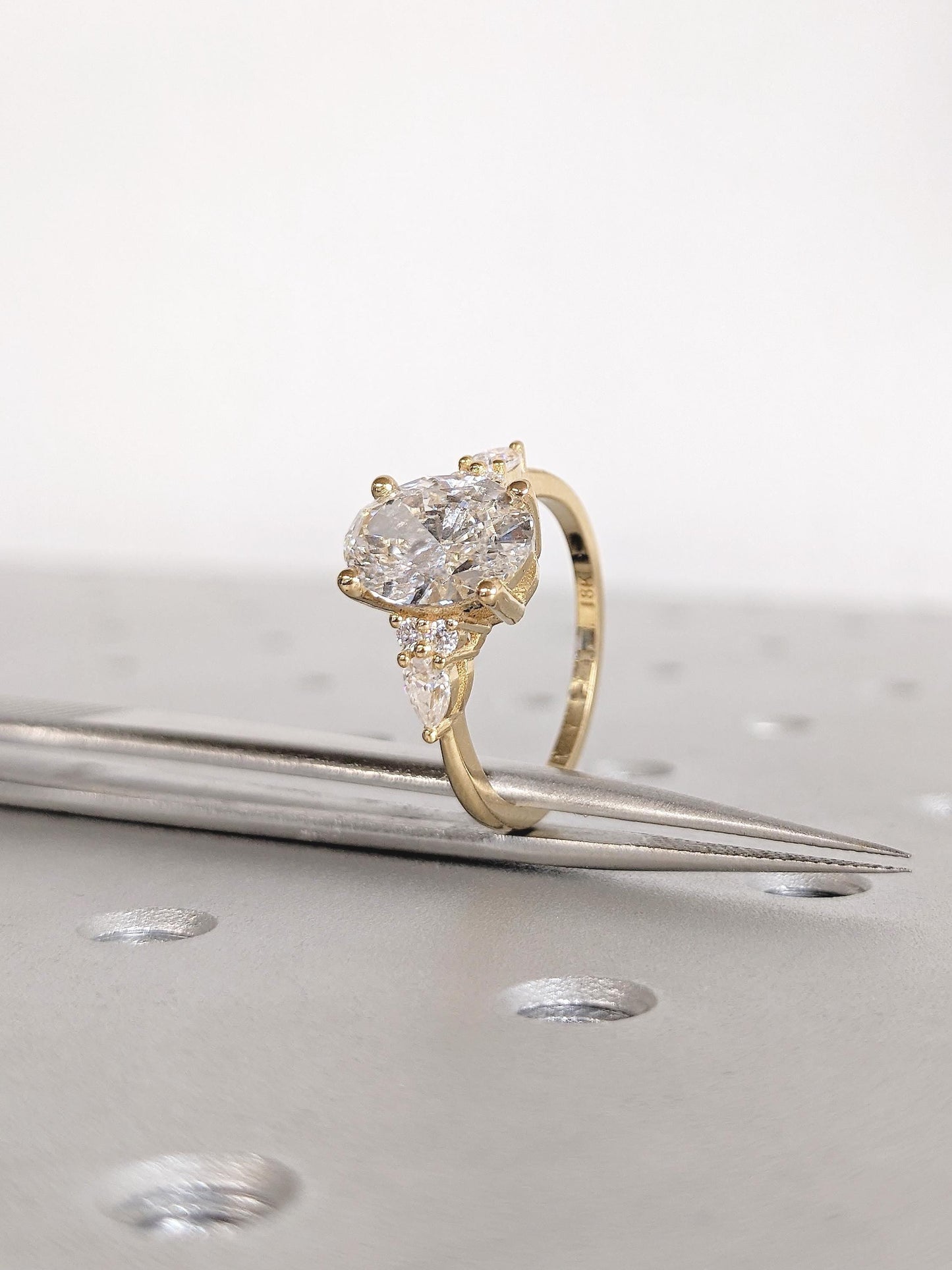 1.2 CT Round Solitaire Moissanite Engagement Ring