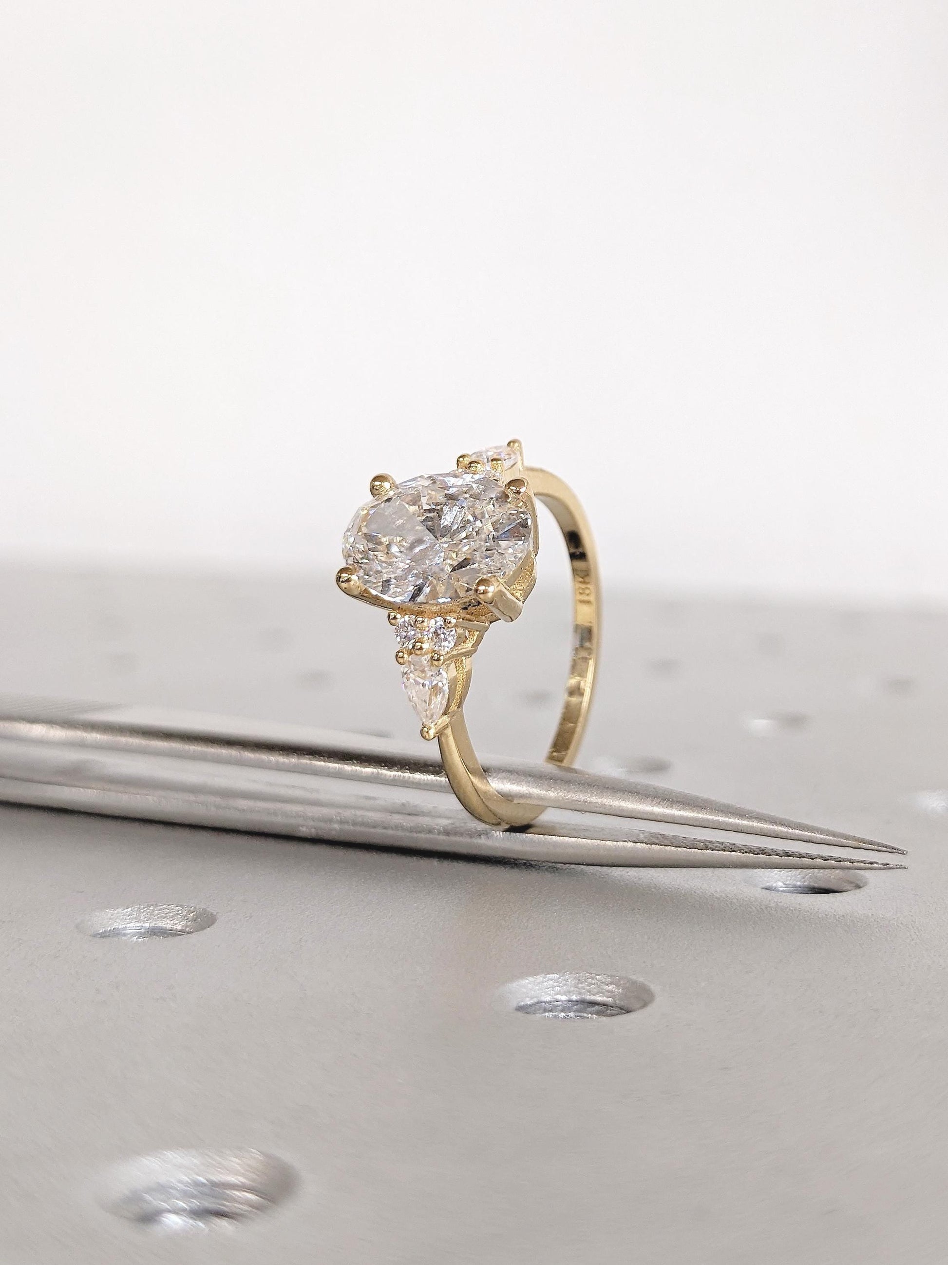 1.2 CT Round Solitaire Moissanite Engagement Ring