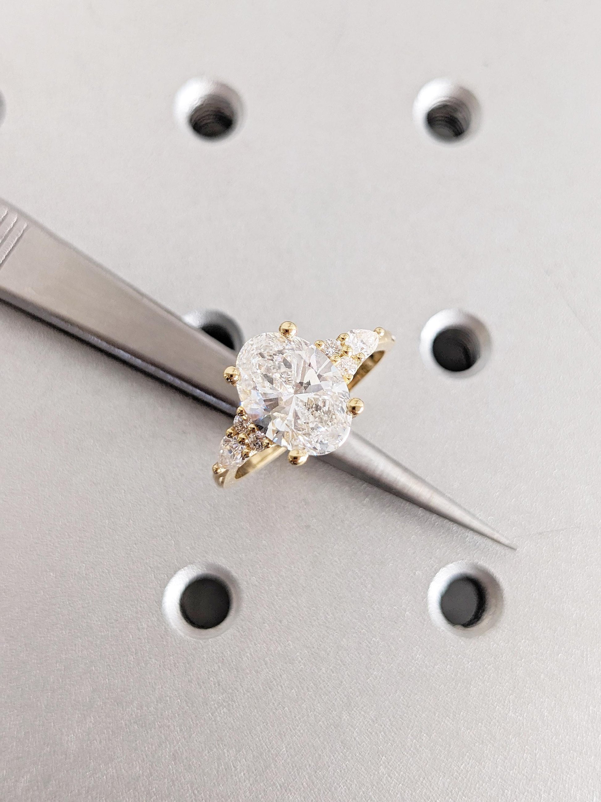 1.2 CT Round Solitaire Moissanite Engagement Ring