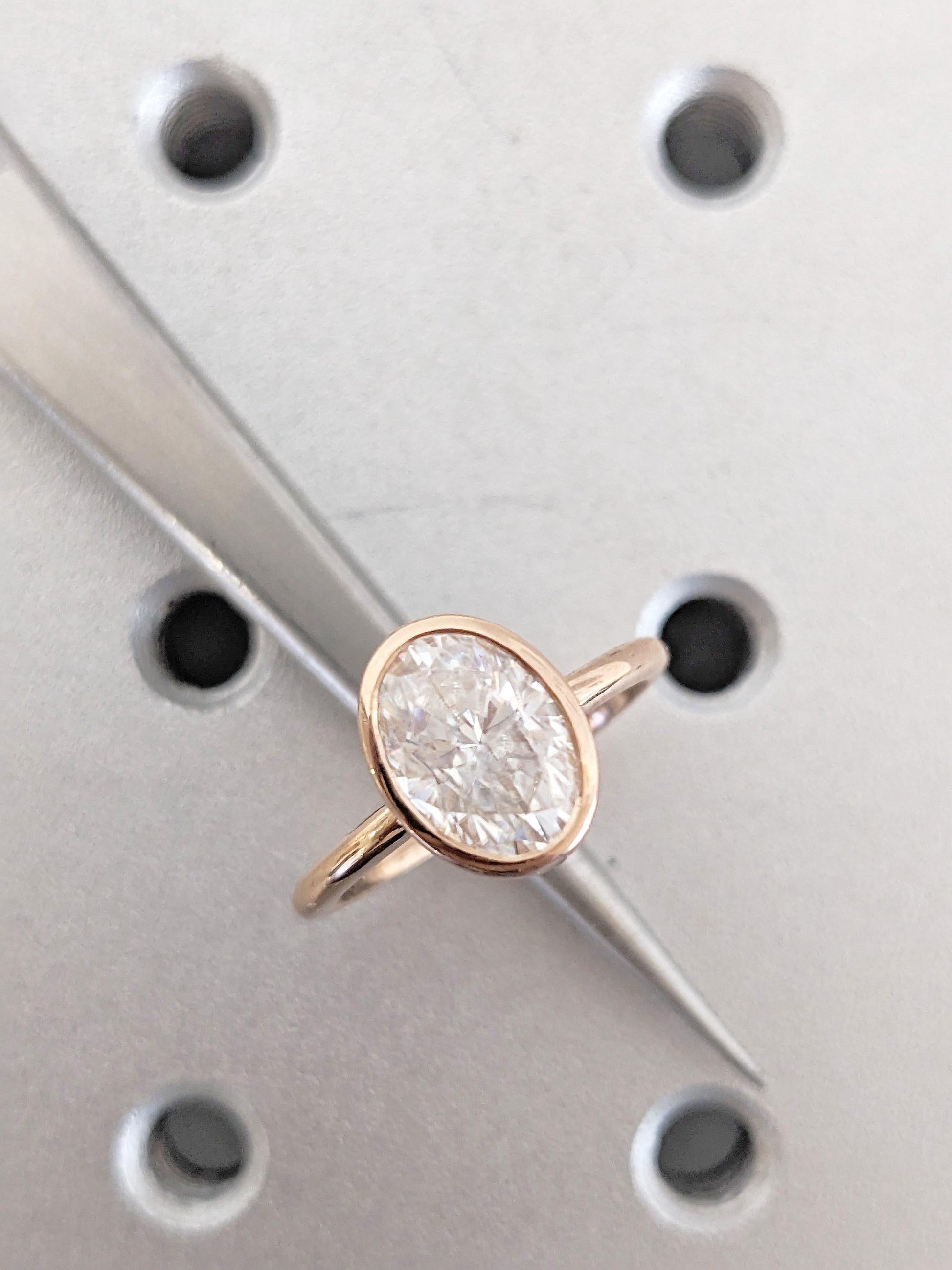 1.2 CT Round Solitaire Moissanite Engagement Ring
