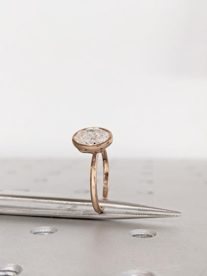 1.2 CT Round Solitaire Moissanite Engagement Ring