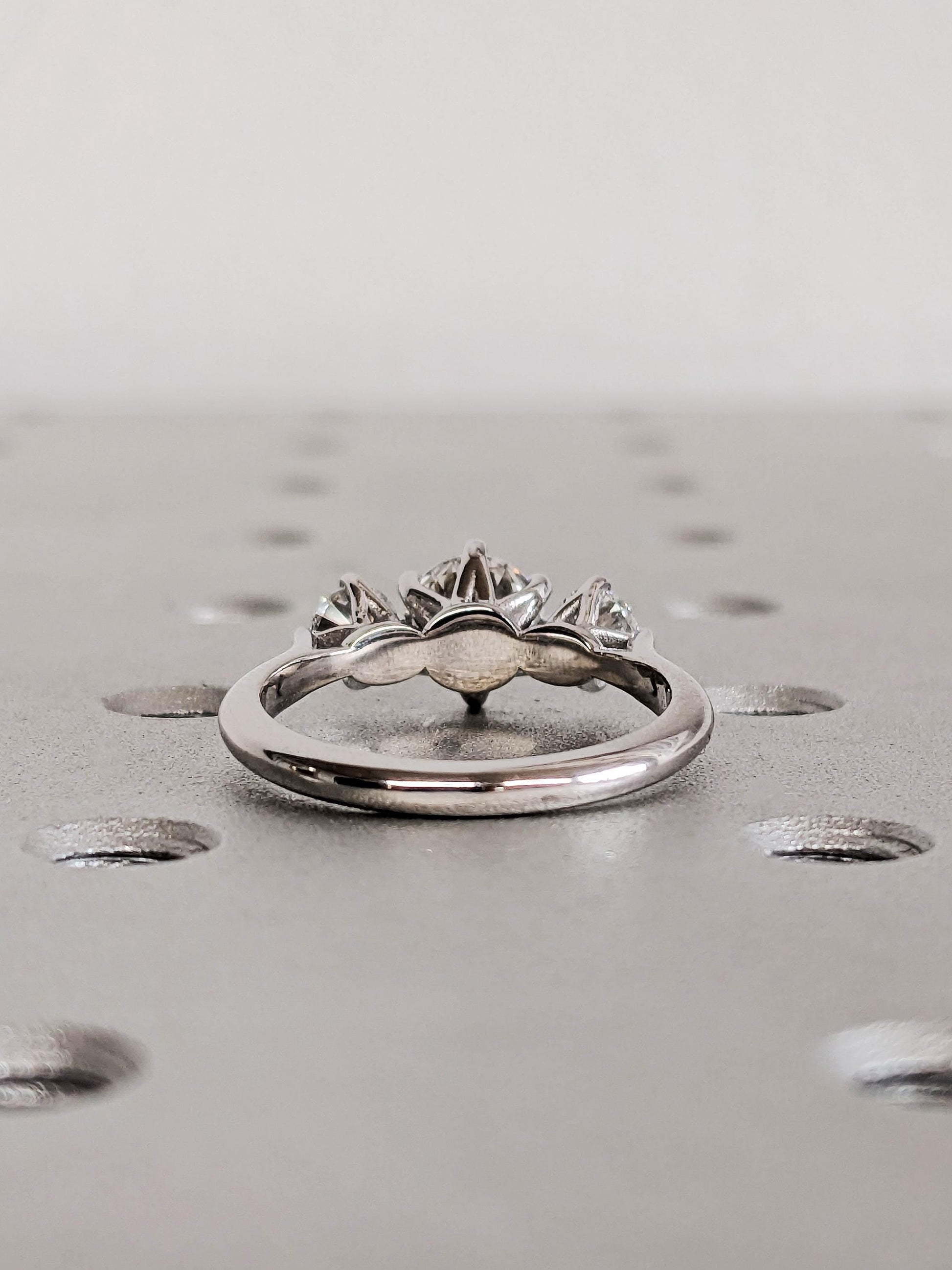 1.2 CT Round Solitaire Moissanite Engagement Ring
