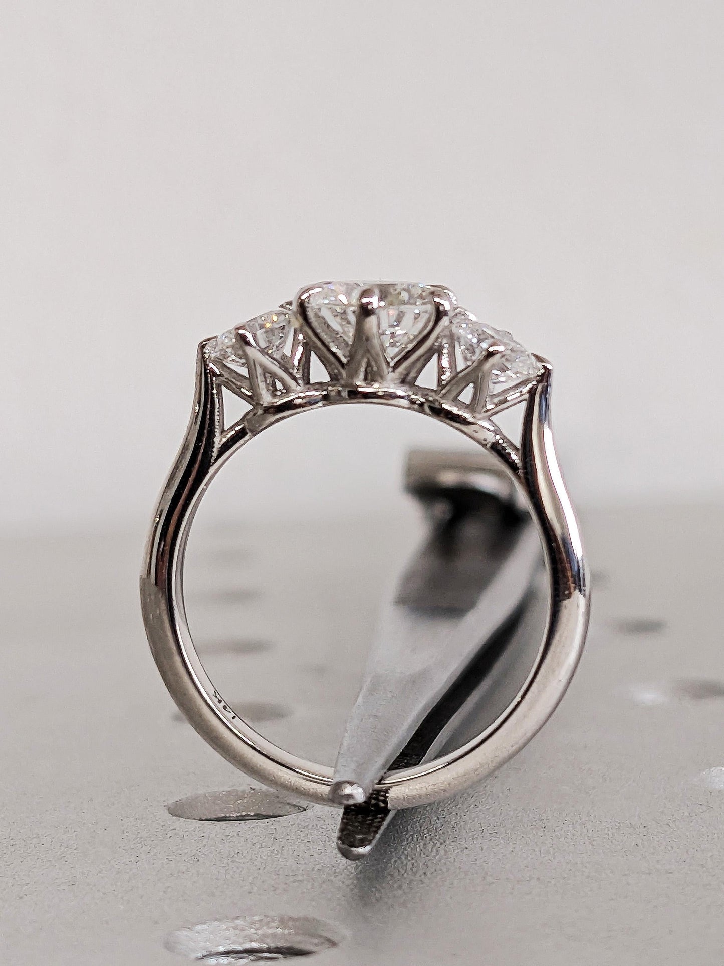 1.2 CT Round Solitaire Moissanite Engagement Ring
