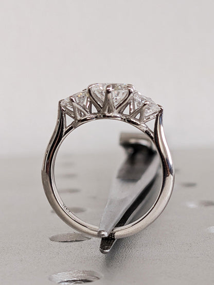 1.2 CT Round Solitaire Moissanite Engagement Ring