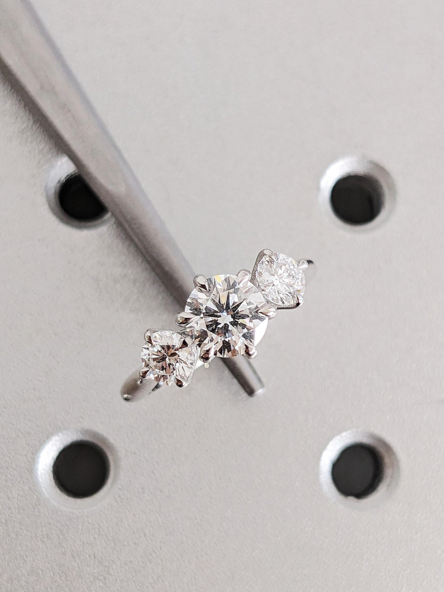 1.2 CT Round Solitaire Moissanite Engagement Ring