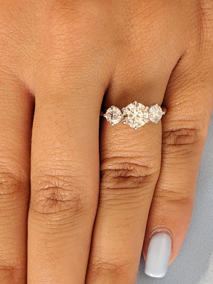 1.2 CT Round Solitaire Moissanite Engagement Ring