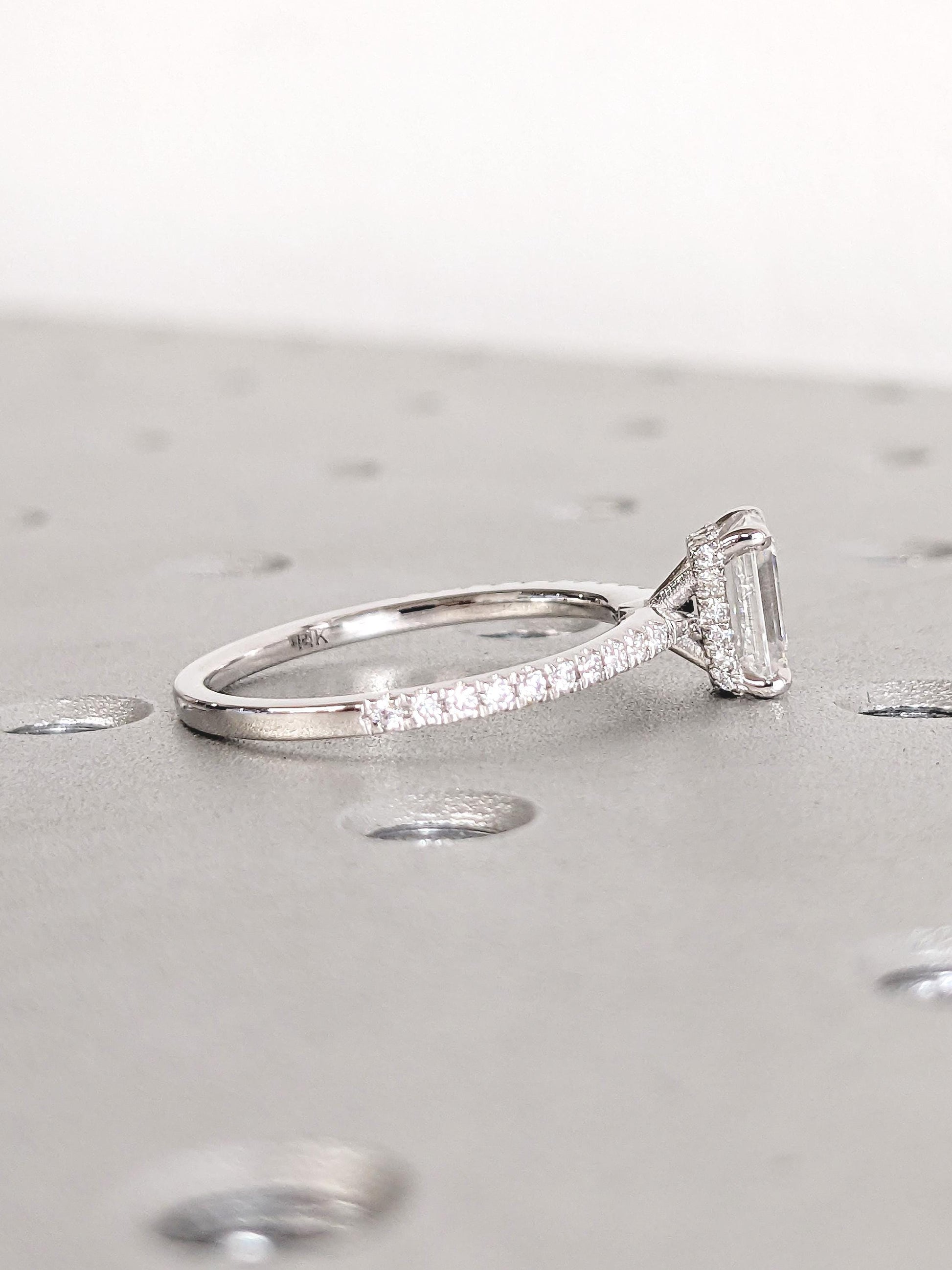 1.2 CT Round Solitaire Moissanite Engagement Ring