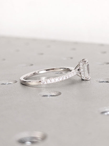 1.2 CT Round Solitaire Moissanite Engagement Ring