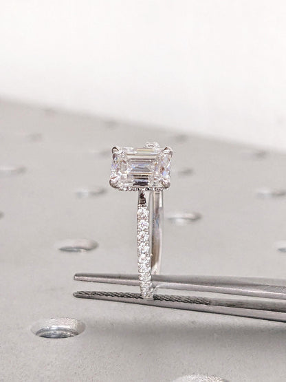 1.2 CT Round Solitaire Moissanite Engagement Ring
