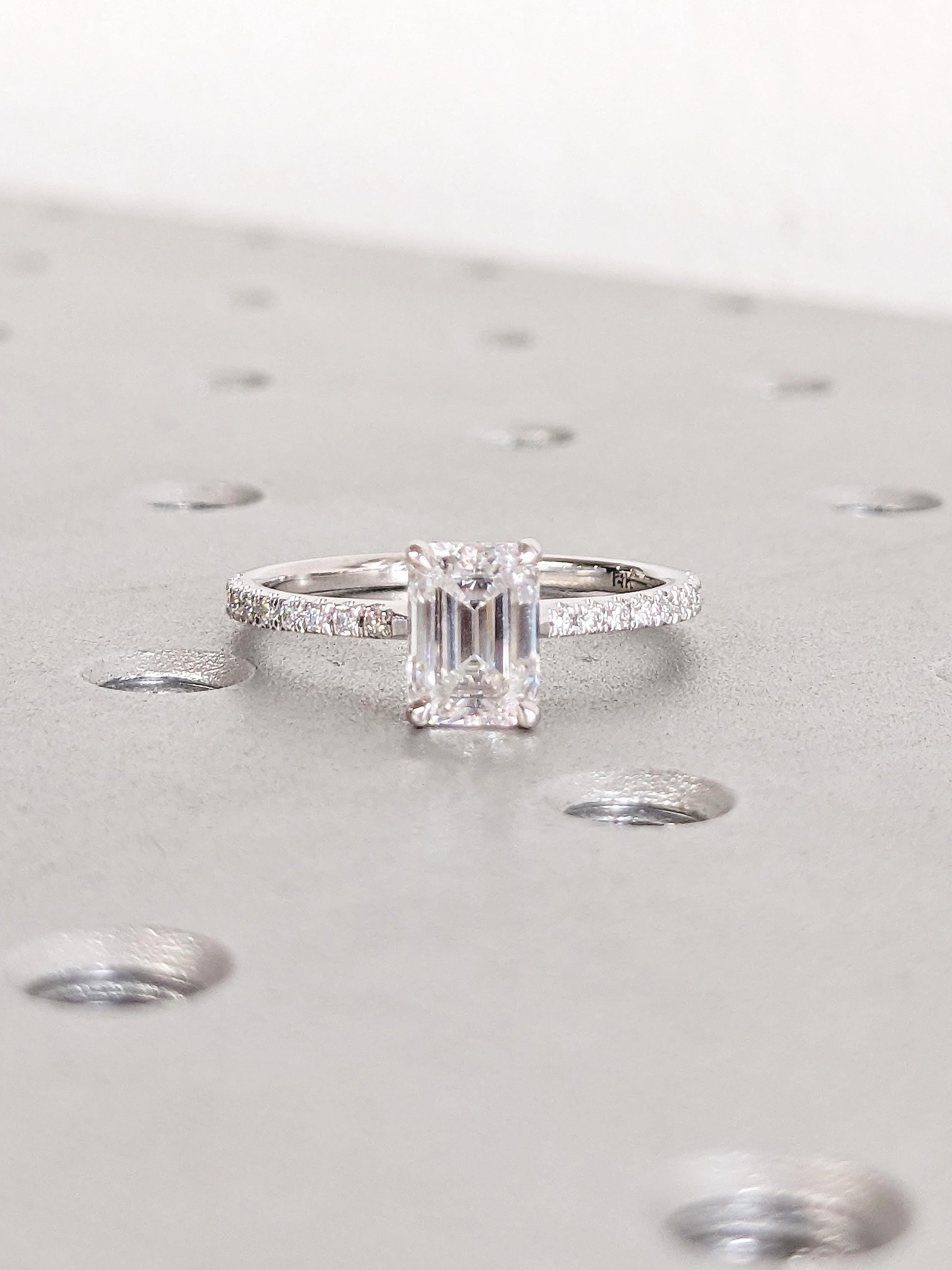 1.2 CT Round Solitaire Moissanite Engagement Ring