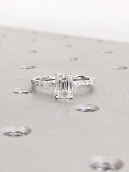 1.2 CT Round Solitaire Moissanite Engagement Ring