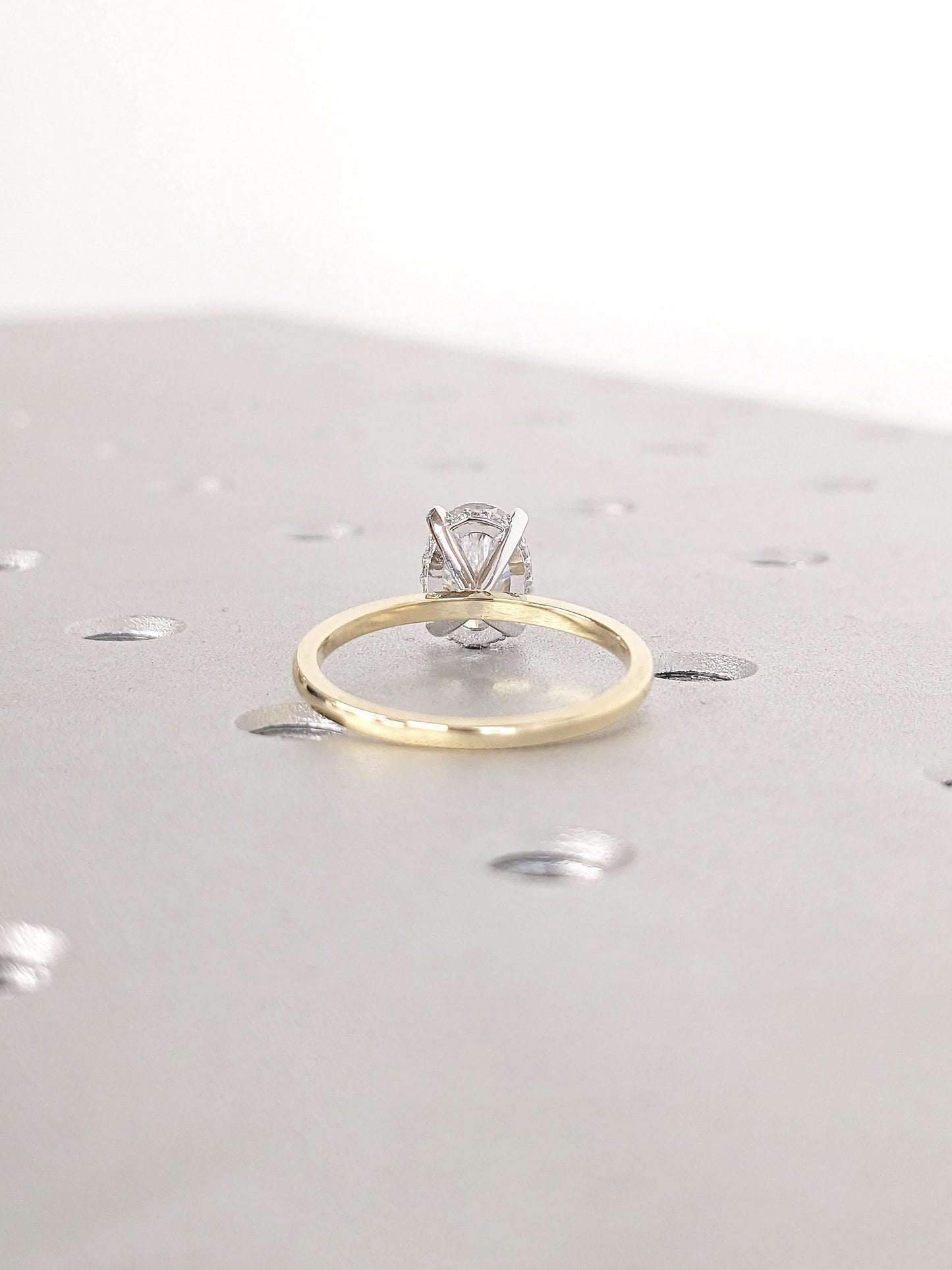 1.2 CT Round Solitaire Moissanite Engagement Ring
