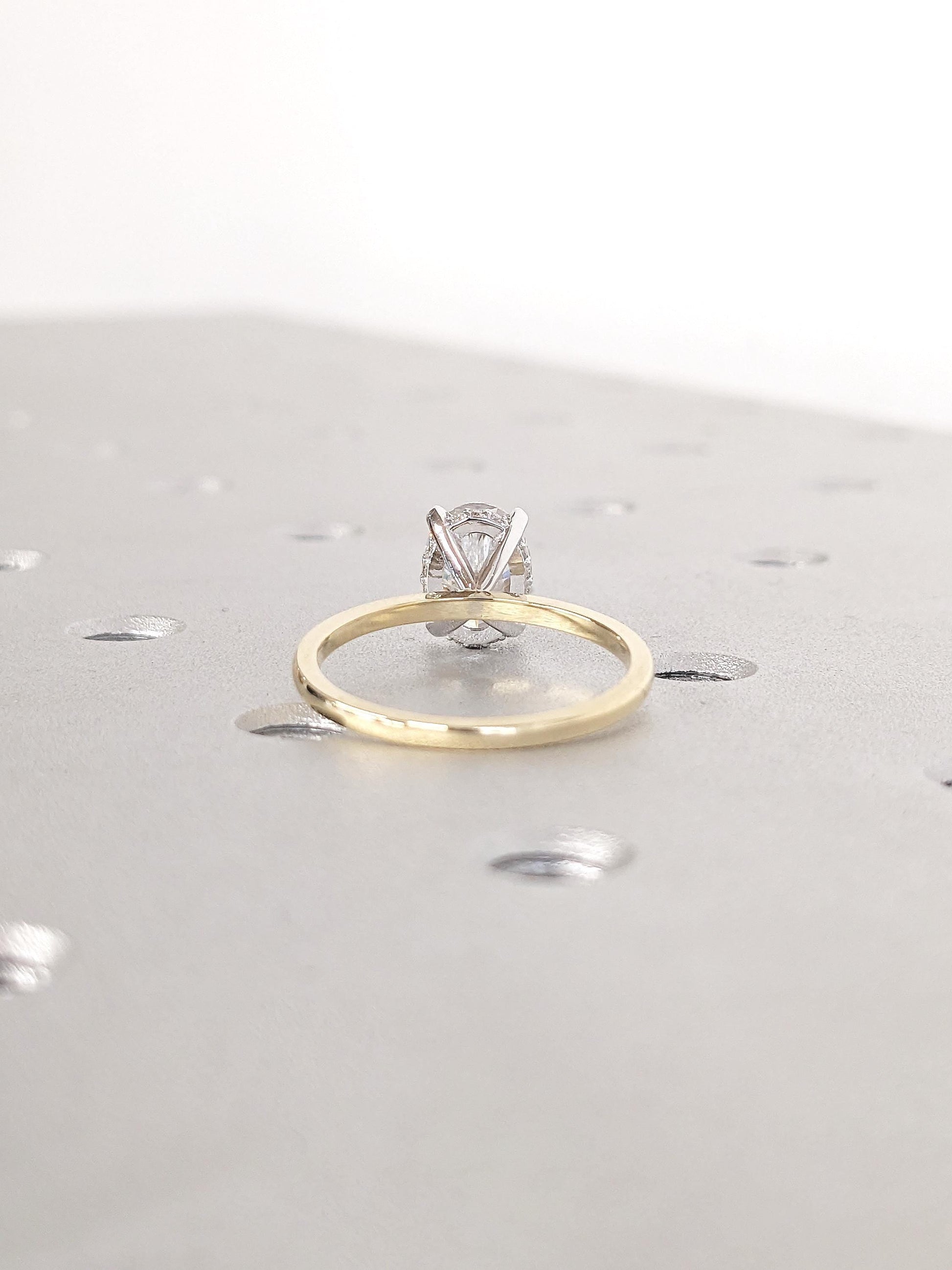 1.2 CT Round Solitaire Moissanite Engagement Ring