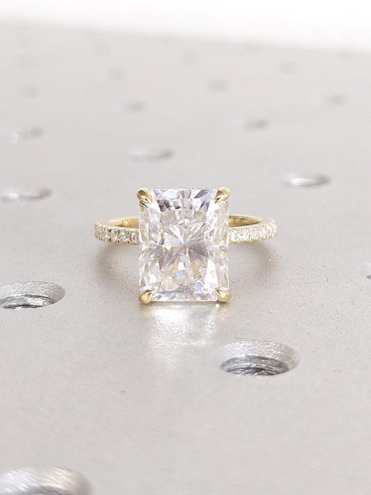 1.2 CT Round Solitaire Moissanite Engagement Ring