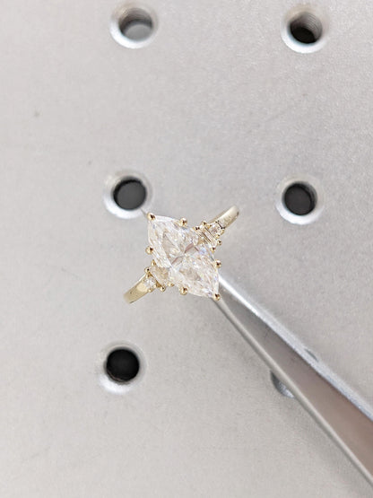1.2 CT Round Solitaire Moissanite Engagement Ring
