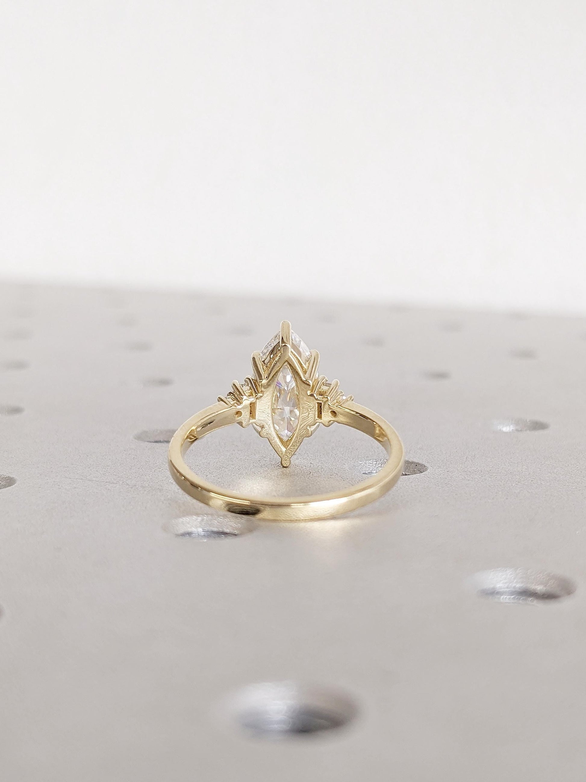 1.2 CT Round Solitaire Moissanite Engagement Ring