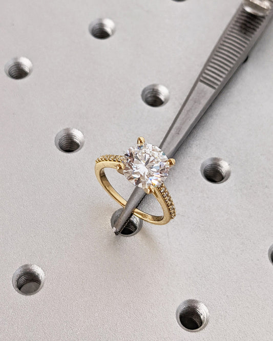 1.2 CT Round Solitaire Moissanite Engagement Ring