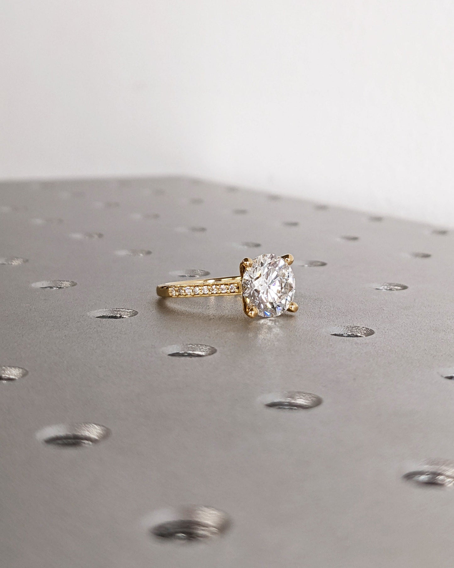 1.2 CT Round Solitaire Moissanite Engagement Ring