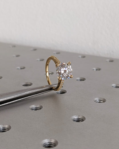 1.2 CT Round Solitaire Moissanite Engagement Ring
