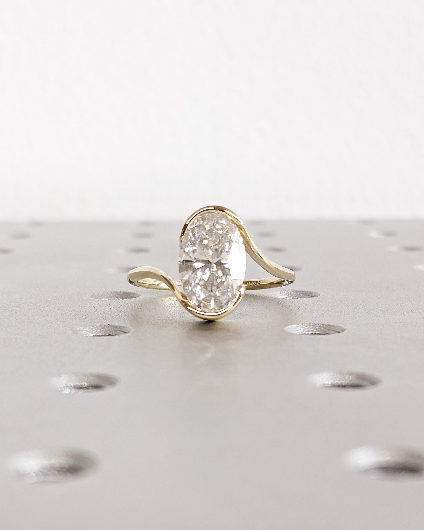 1.2 CT Round Solitaire Moissanite Engagement Ring