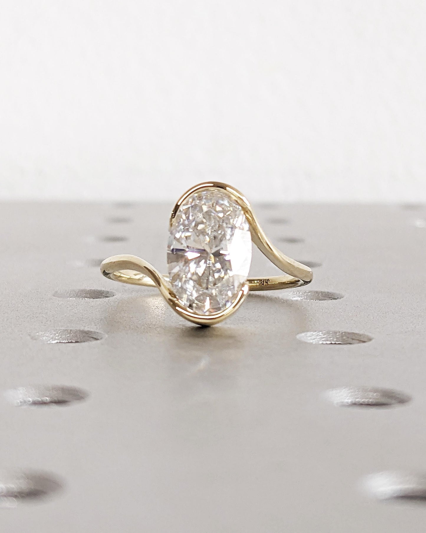 1.2 CT Round Solitaire Moissanite Engagement Ring