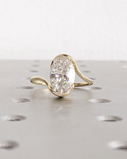 1.2 CT Round Solitaire Moissanite Engagement Ring