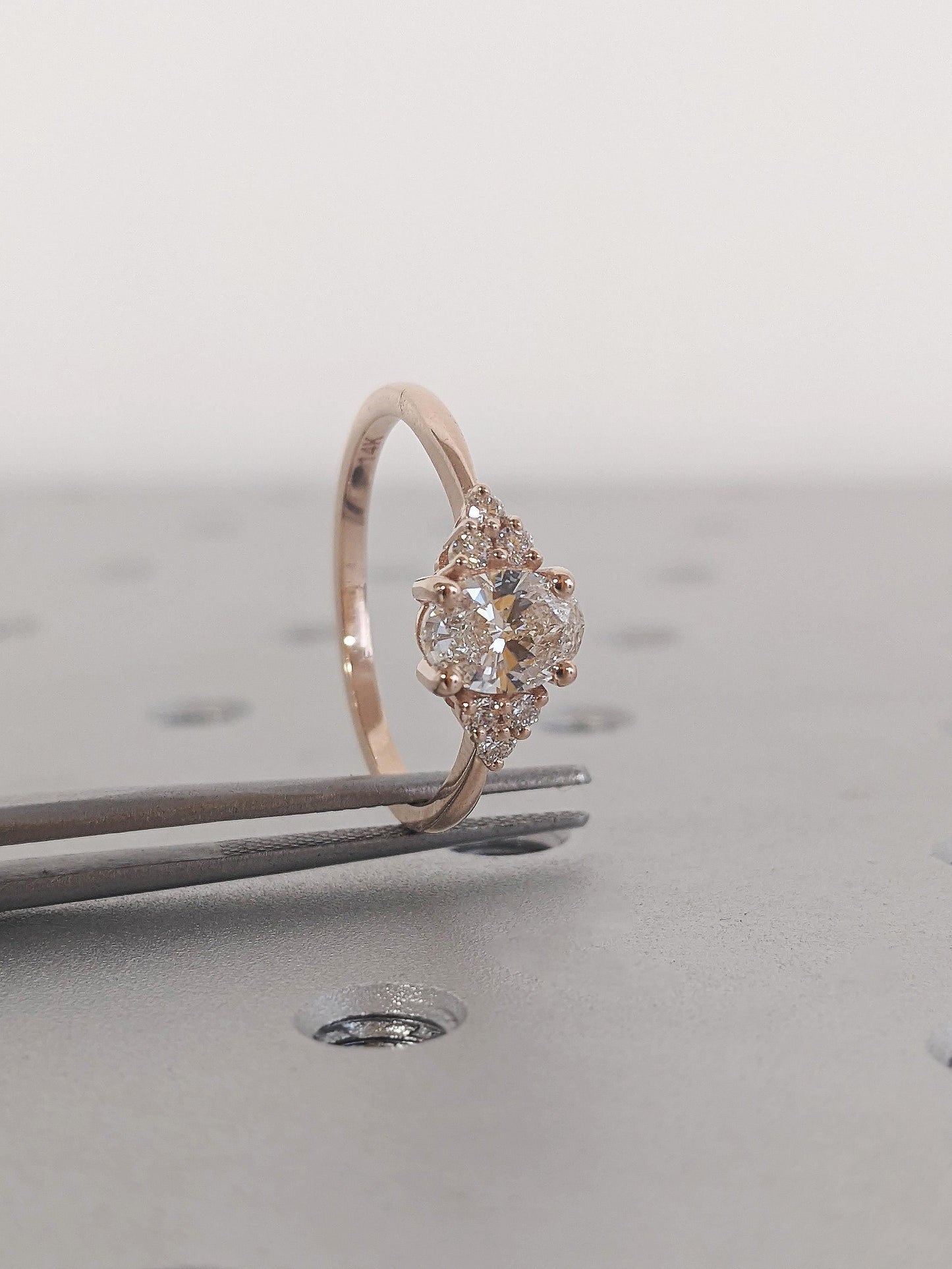 1.2 CT Round Solitaire Moissanite Engagement Ring