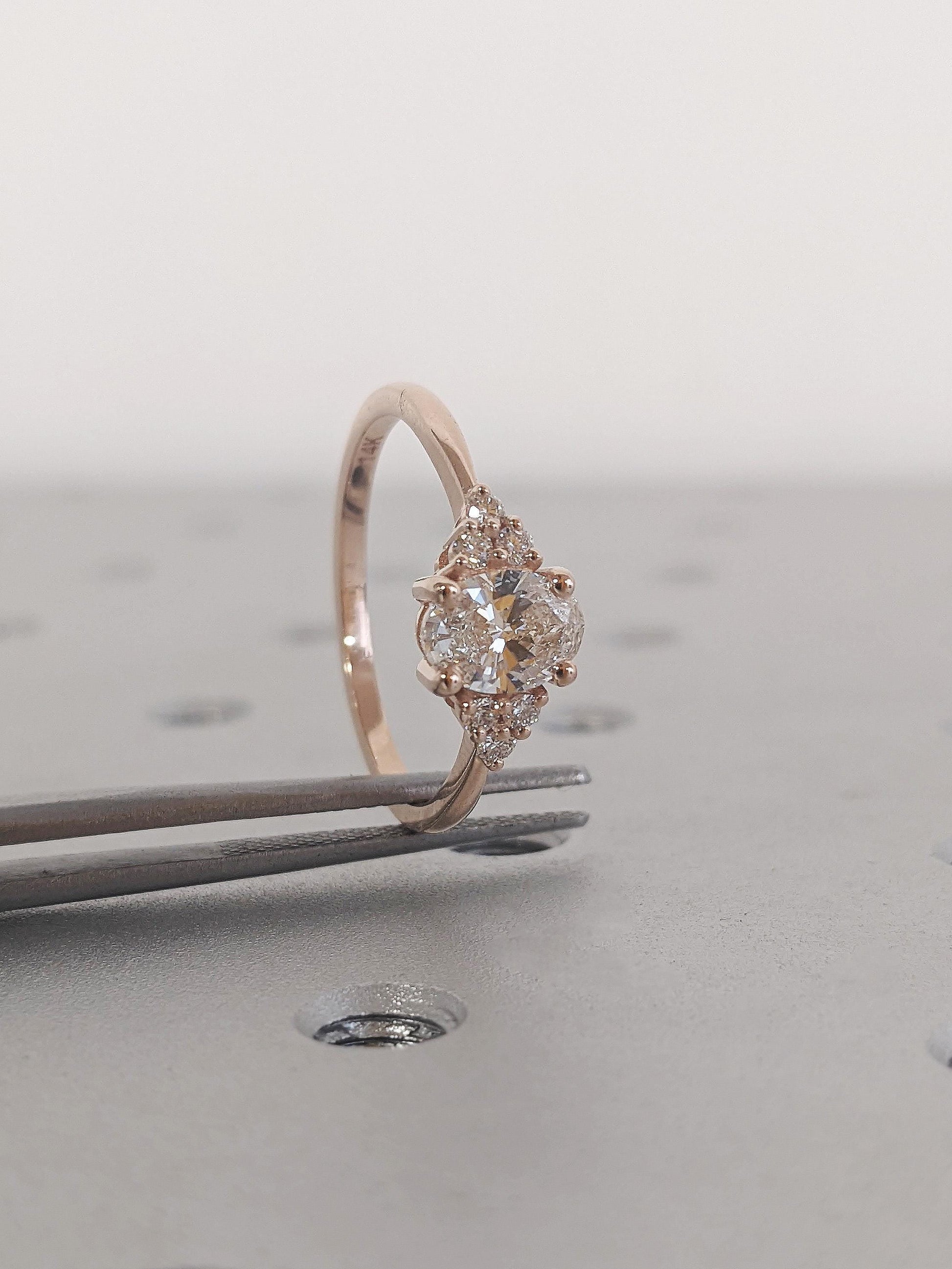 1.2 CT Round Solitaire Moissanite Engagement Ring