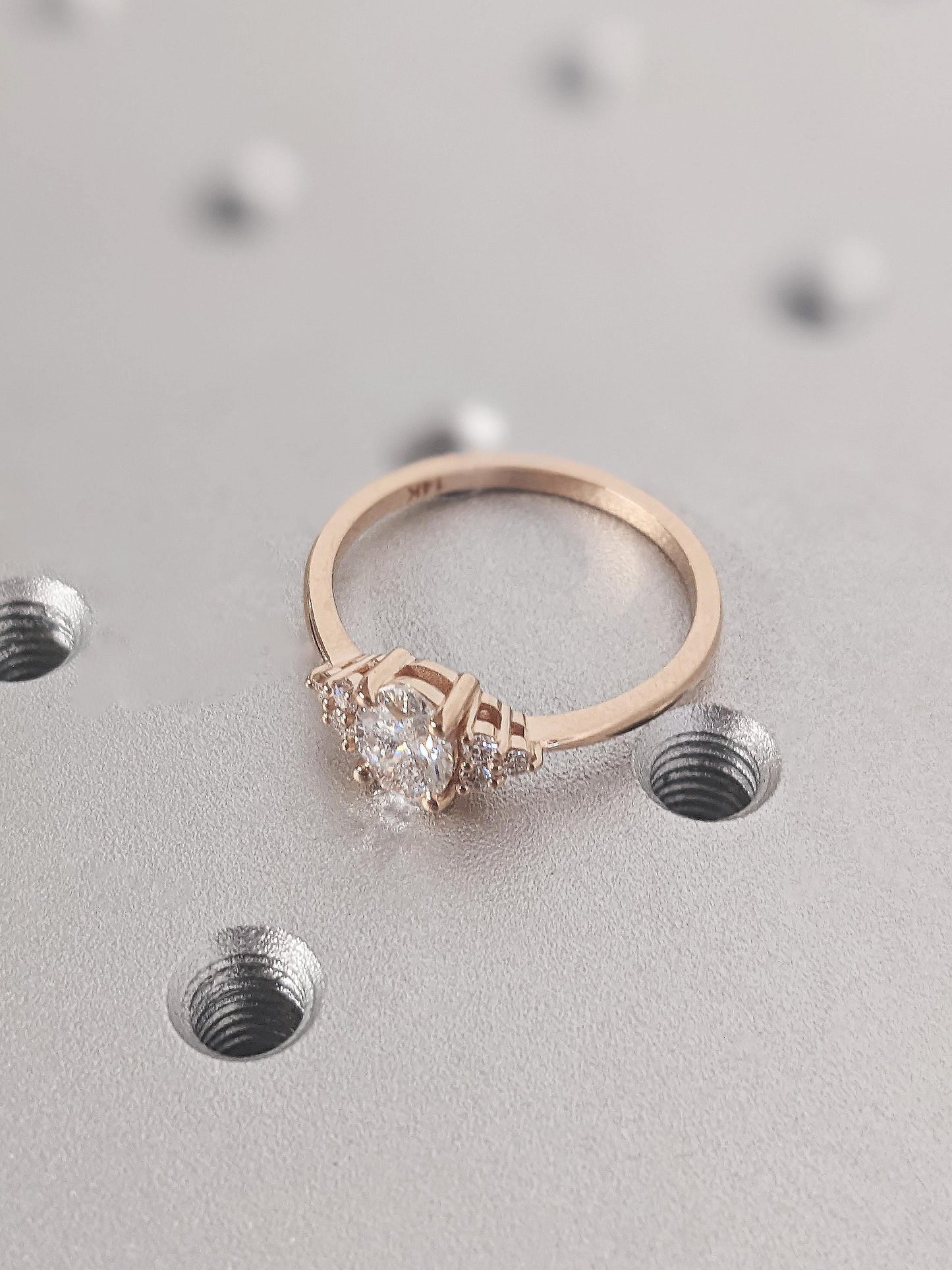 1.2 CT Round Solitaire Moissanite Engagement Ring