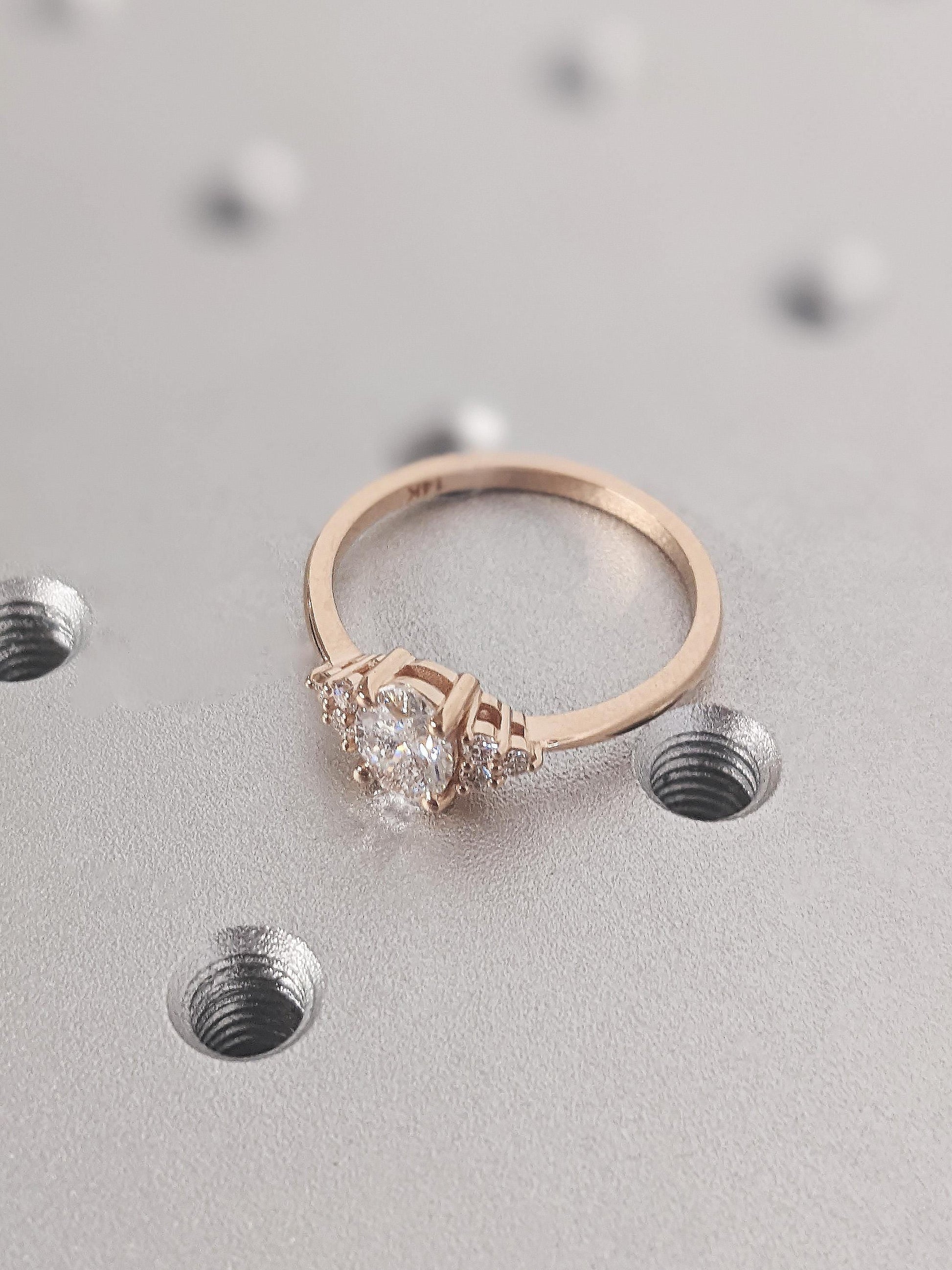 1.2 CT Round Solitaire Moissanite Engagement Ring