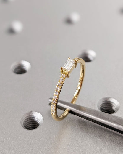 1.2 CT Round Solitaire Moissanite Engagement Ring