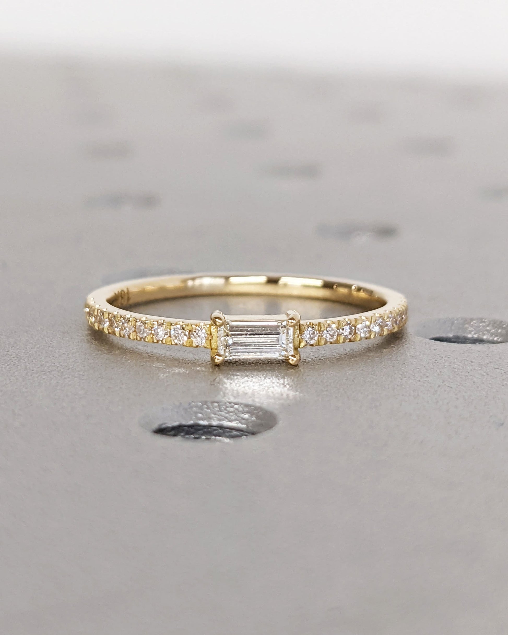 1.2 CT Round Solitaire Moissanite Engagement Ring